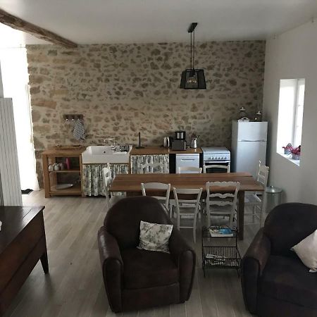 Gite De Charme Les Trois Chenes Augeres Exterior foto
